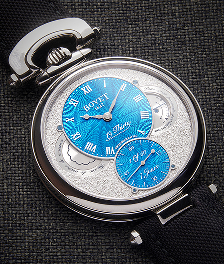 bovet-fleurier-19thirty-turquoise-lifestyle-steel-face-gallery-05