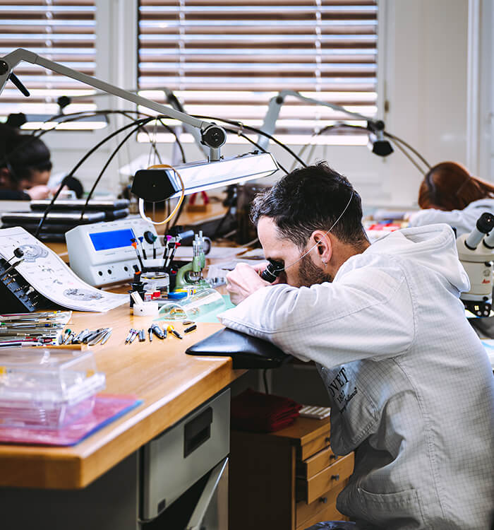 bovet-watchmaker-lifestyle-detail-04